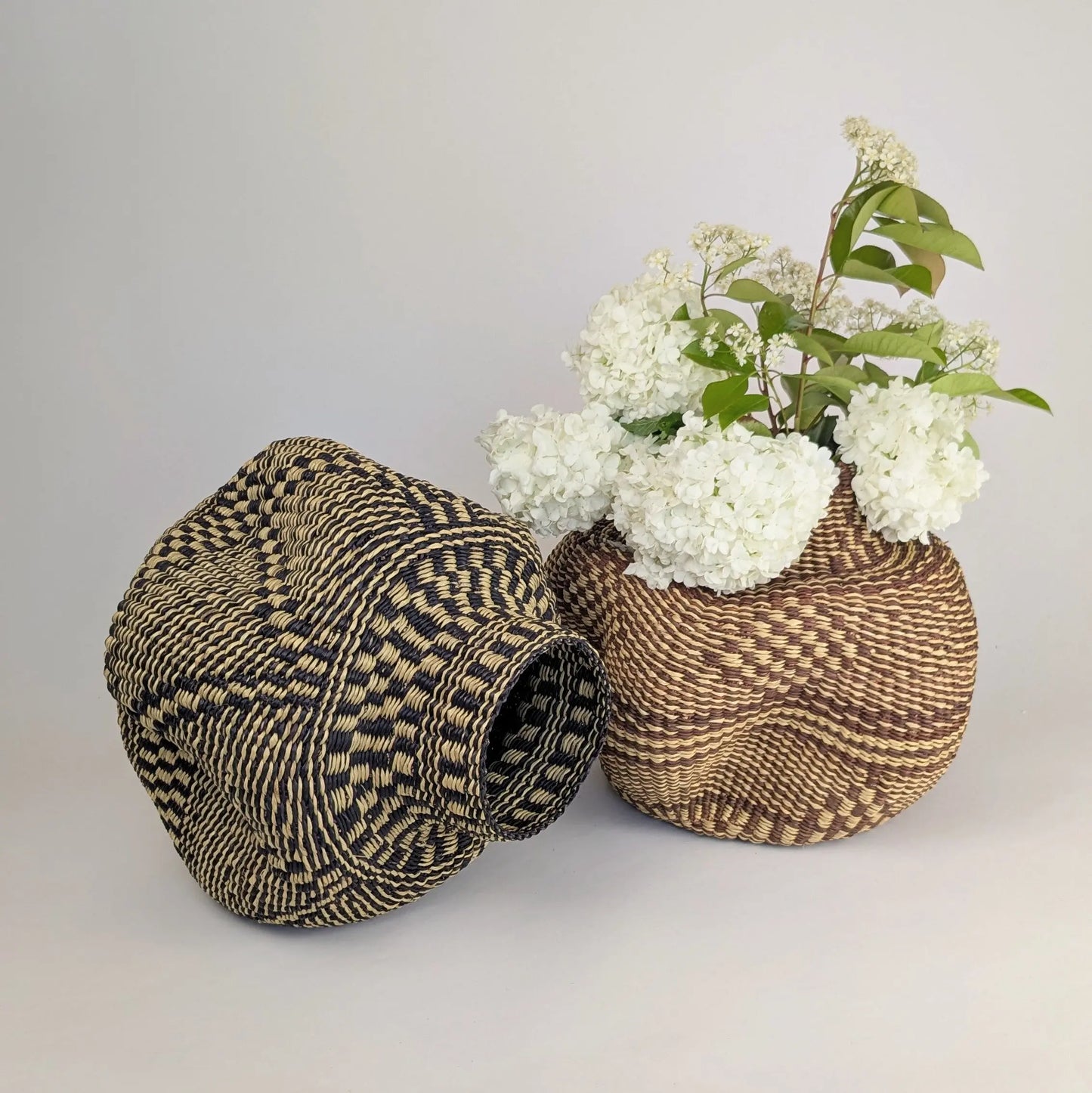 Black Pattern Wave Vase - Medium The Taylored Collection