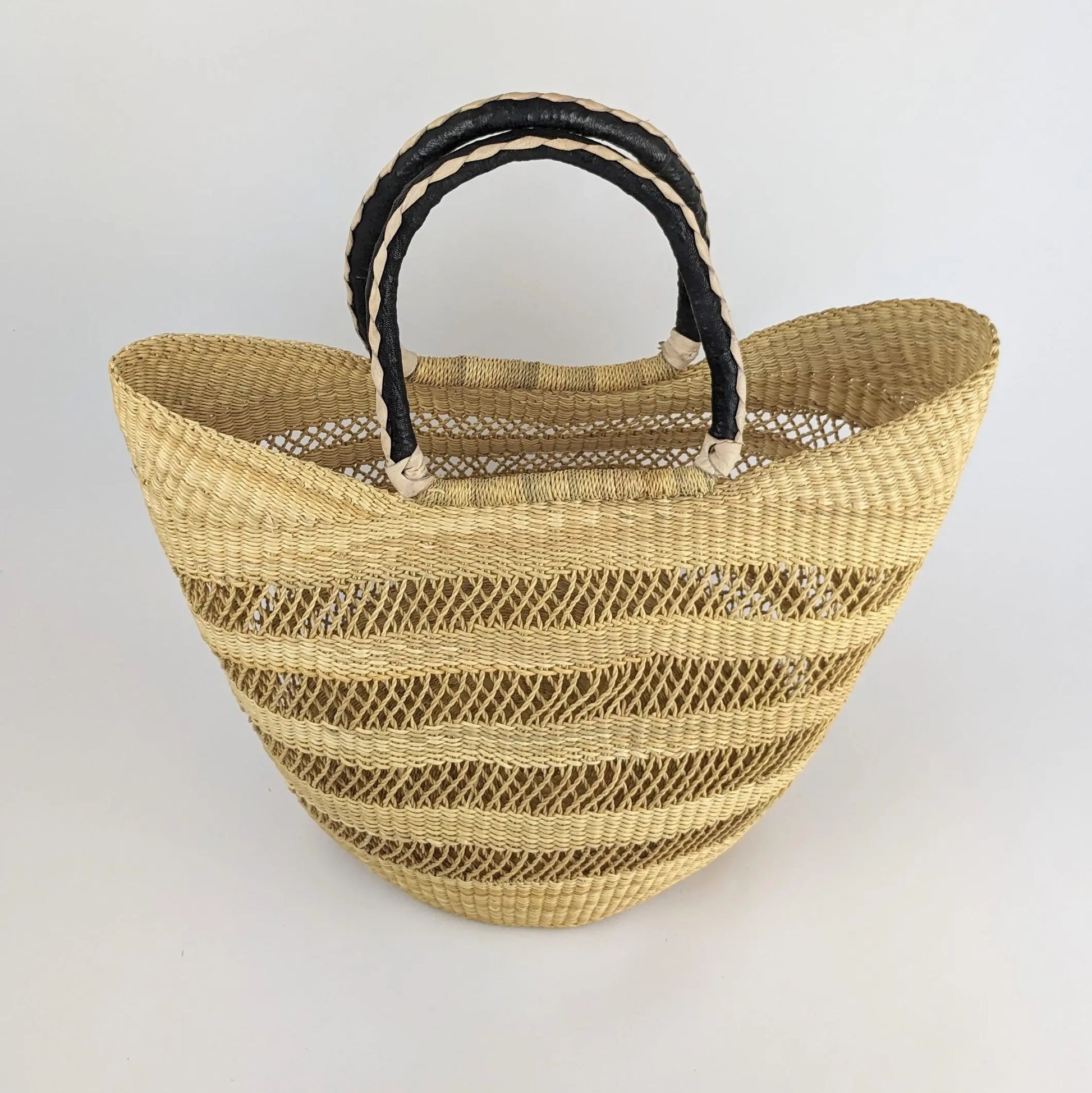Grand Maji Resort Bag - Black Leather The Taylored Collection