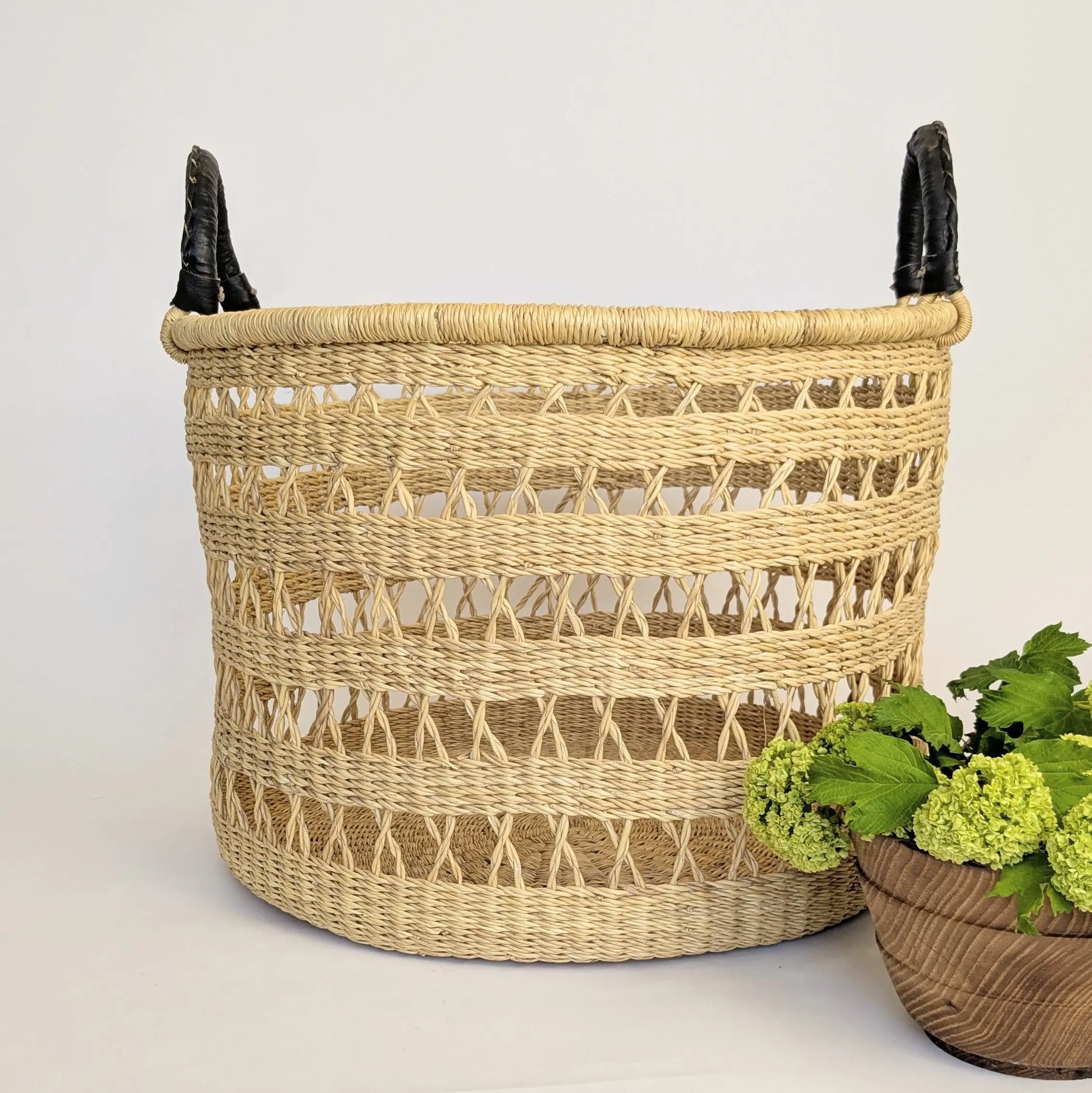 Natural Hamper Large The Taylored Collection