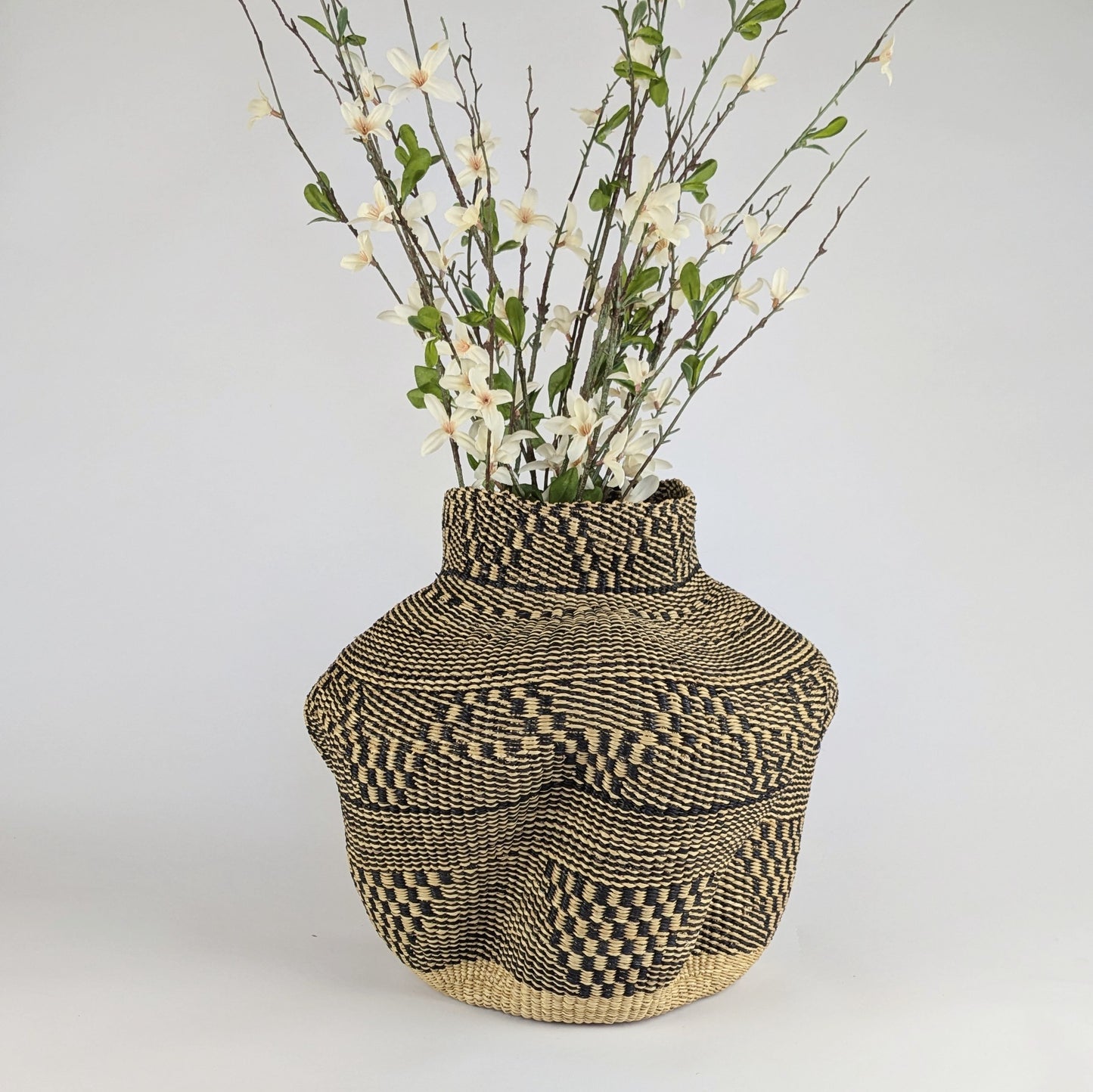 Artistic Wave Vase - Medium