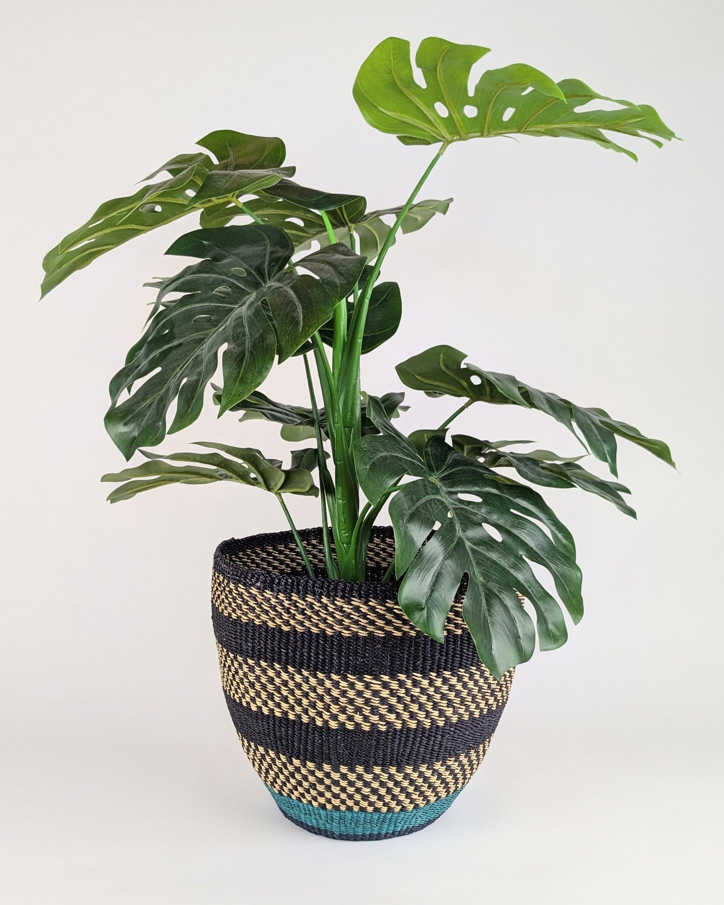 Ruka X-Large Woven Planter