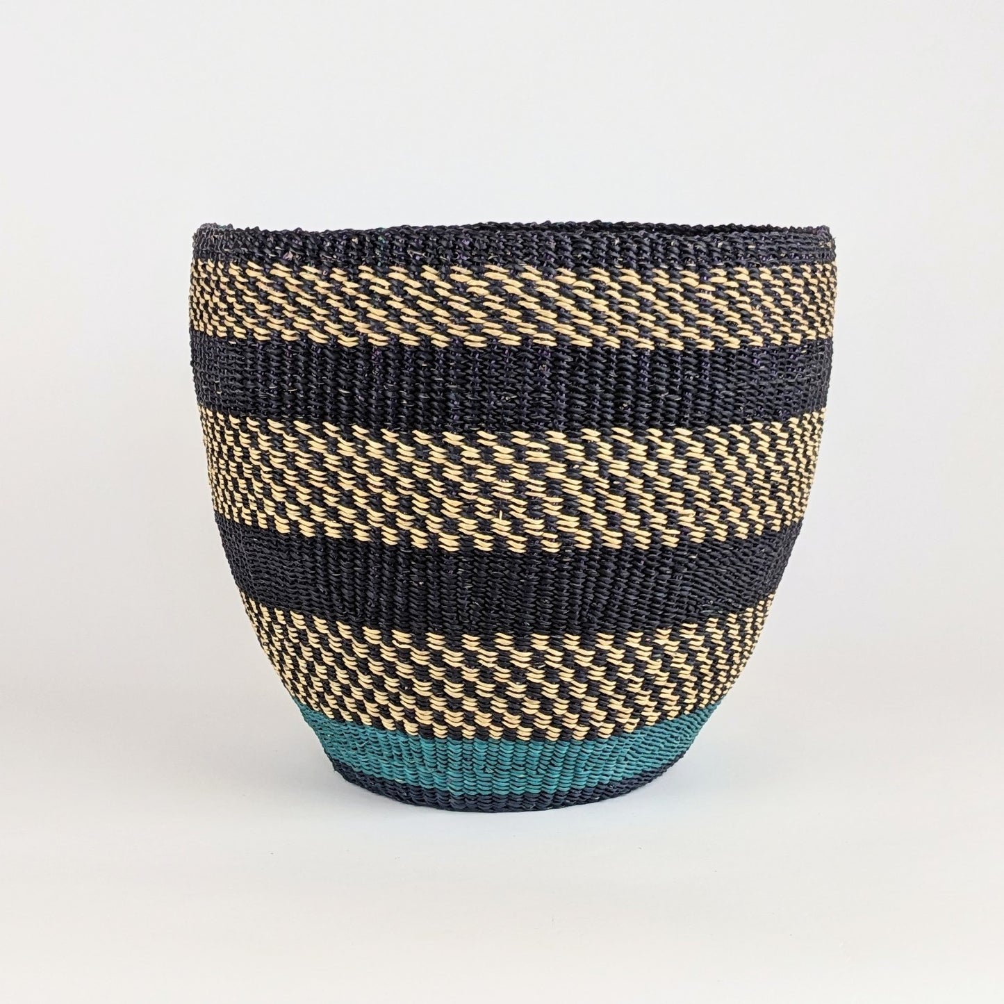 Ruka X-Large Woven Planter