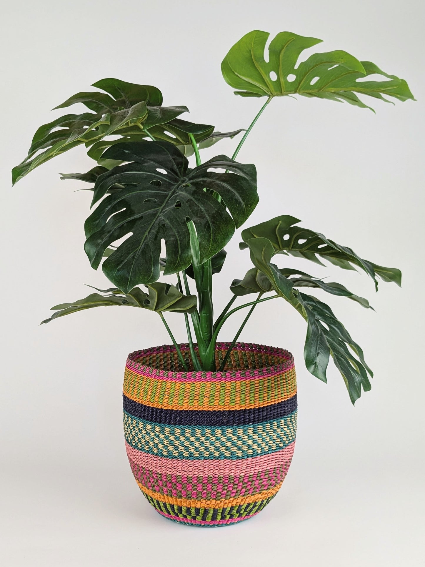 Jua Large Woven Planter